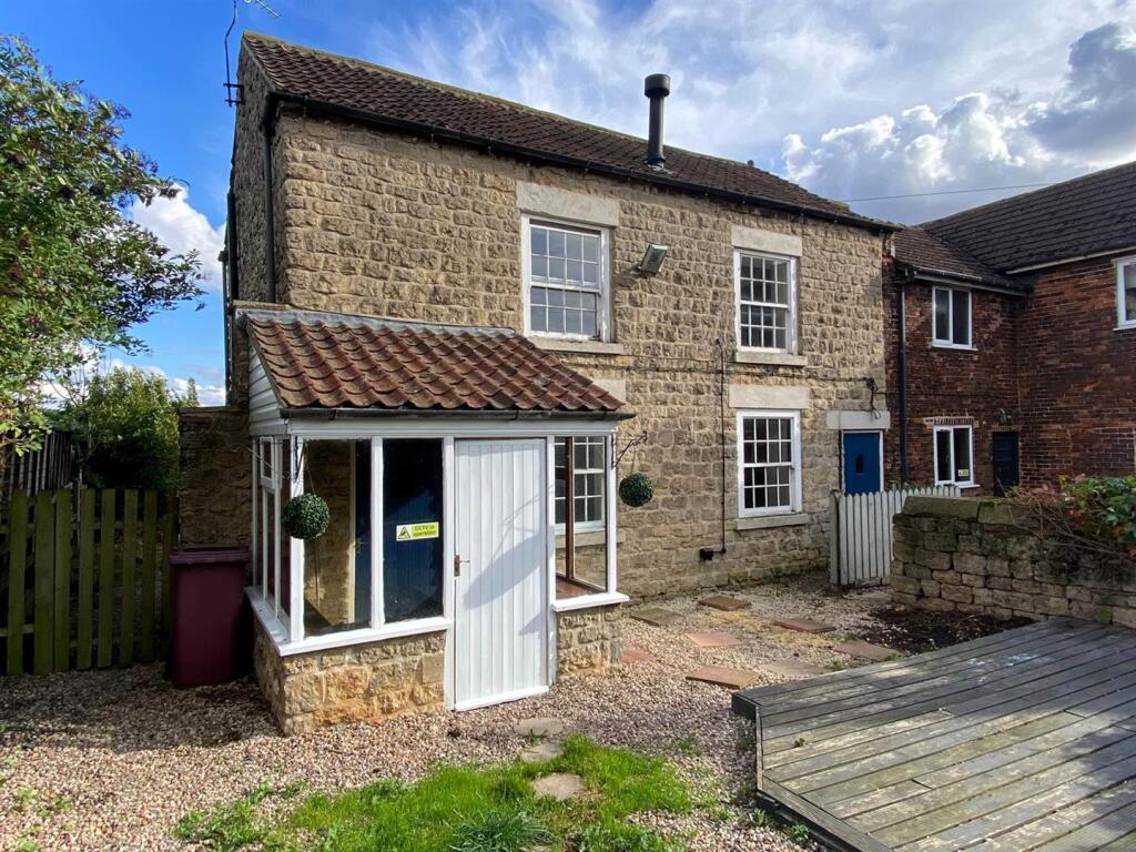 Farmhouse & Cottage, Barlborough photo 2