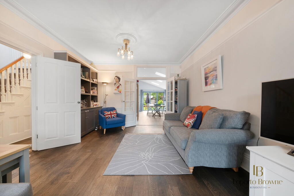 House in Hatfield, Old Hatfield - View 4