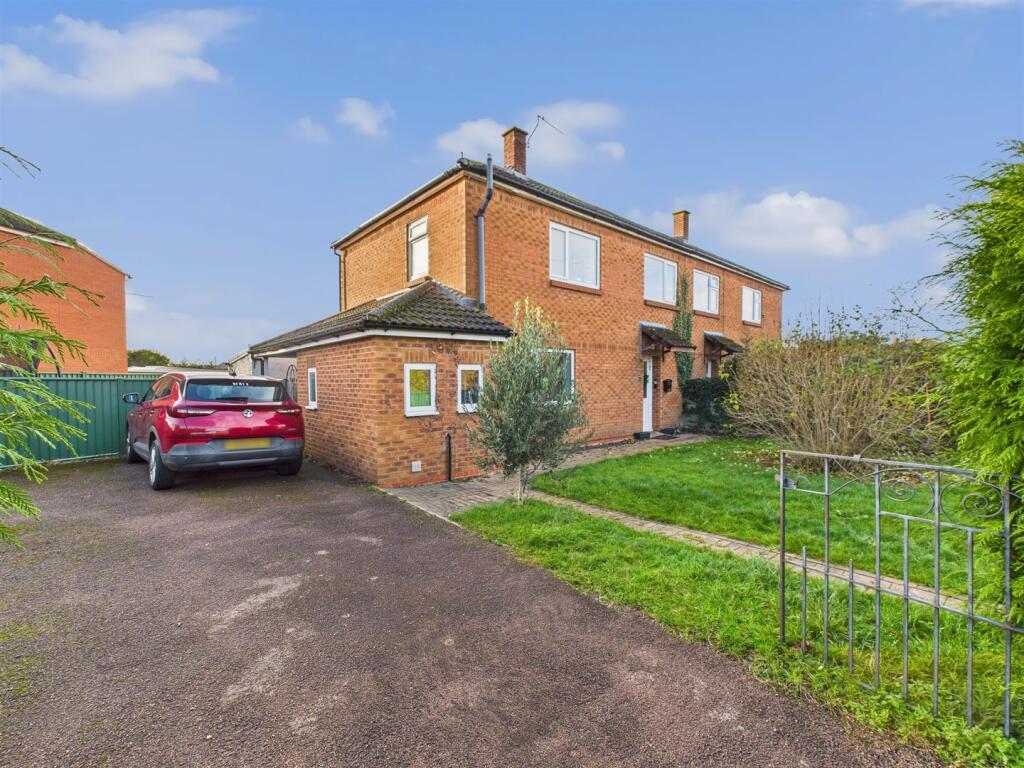 Main image of property: Swallow Crescent, Innsworth, Gloucester