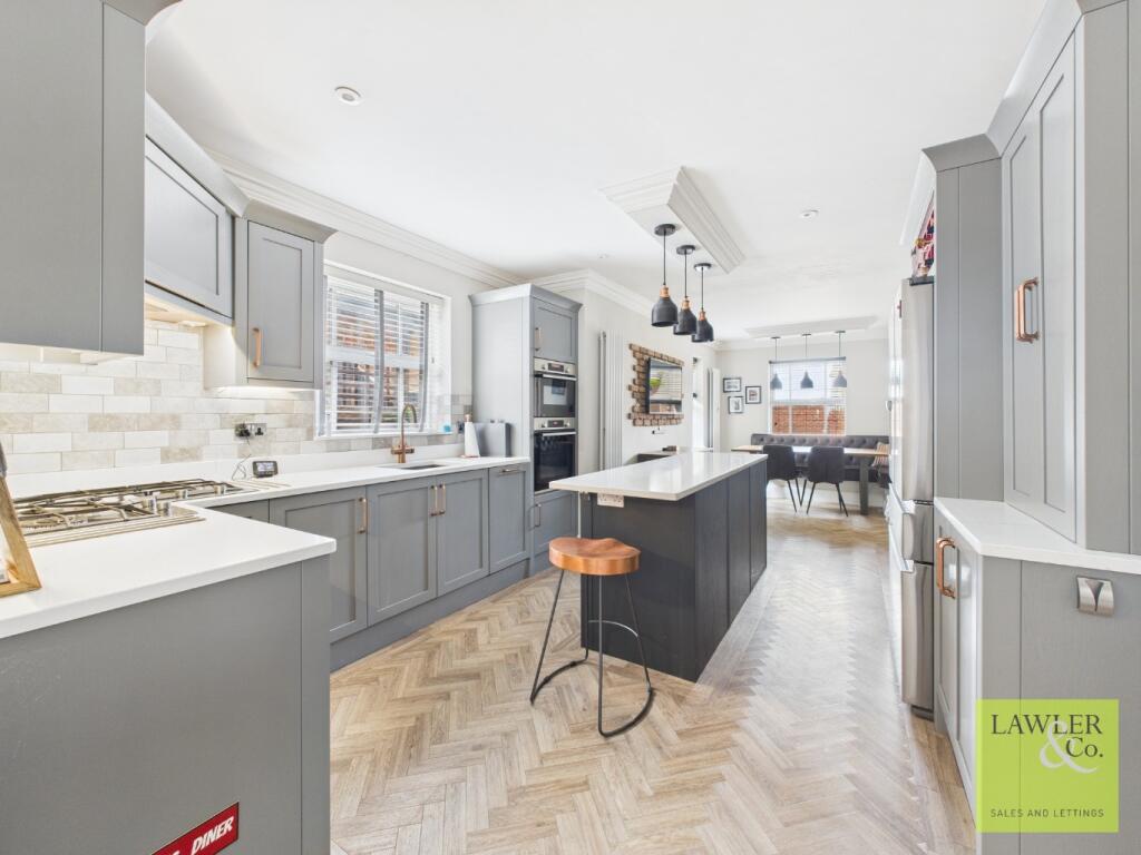 Main image of property: The Laurels, High Lane, Stockport, Cheshire, SK6 8JT