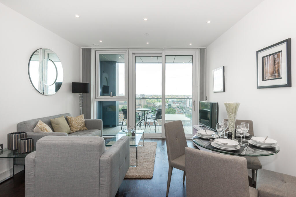 Apartment in London - View 5