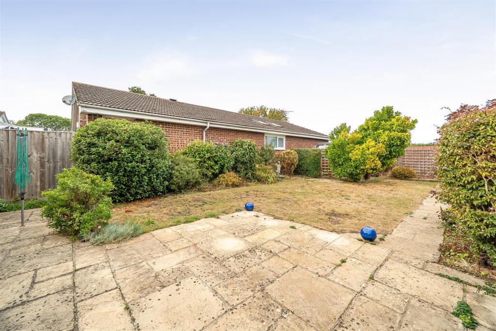 House in Vale of White Horse, Grove - View 3