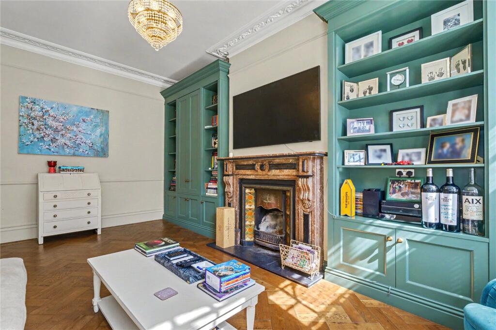 House in London - View 3