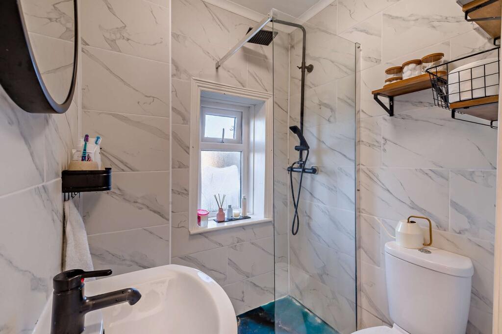 Additional image 19 of Intake Road, Bradford, BD2