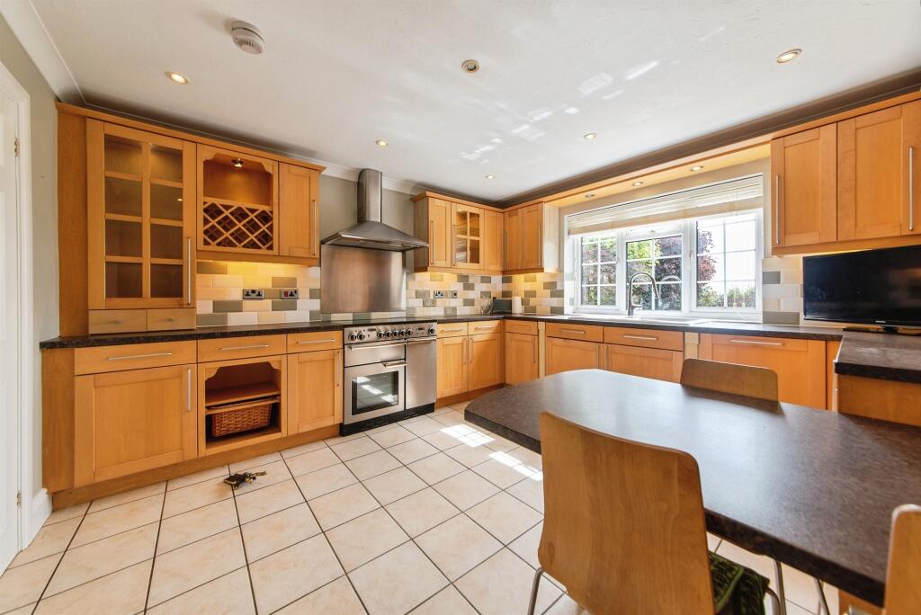 House in Nottingham - More