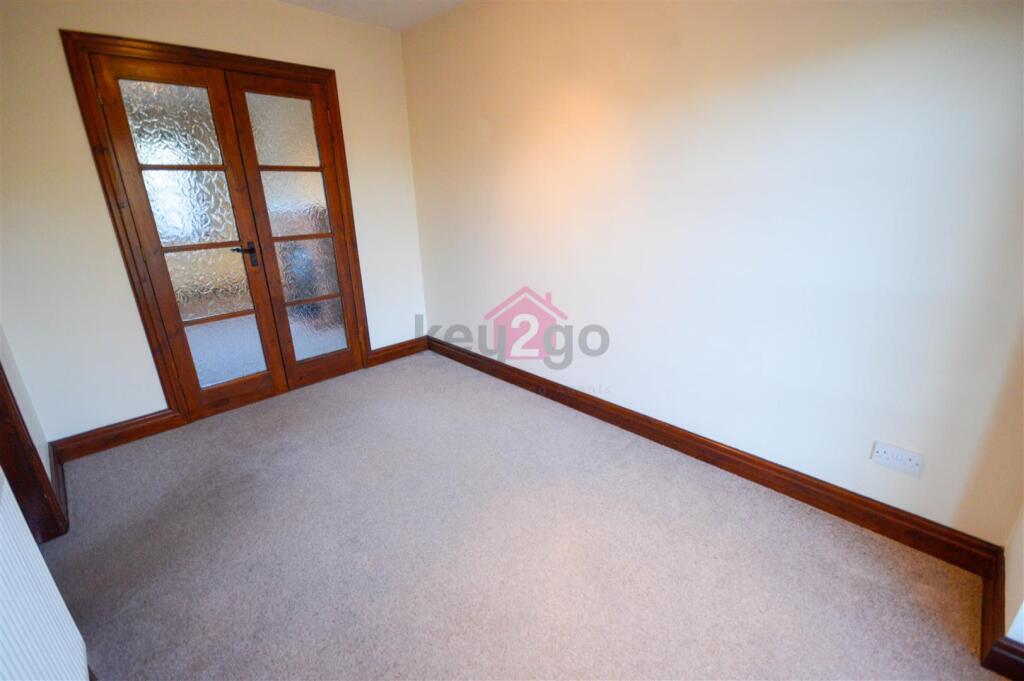 House in North East Derbyshire, Eckington - View 5