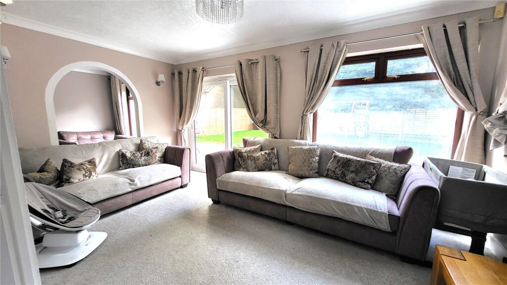 Corfe Lodge Road, Broadstone, BH18 - View 3