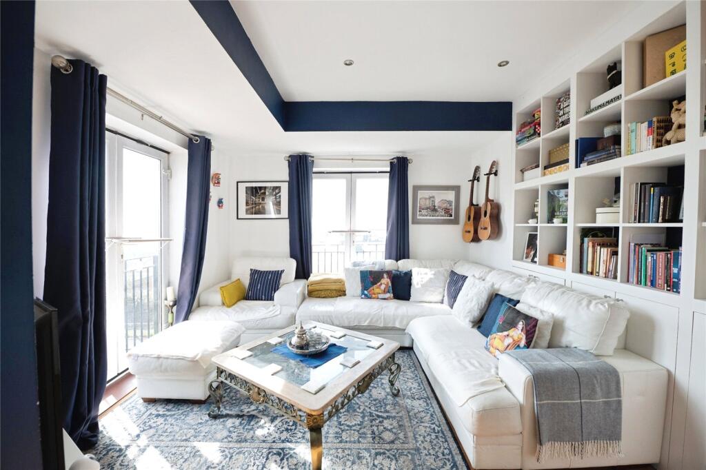 Main image of property: Keswick Gardens, PURFLEET-ON-THAMES, Essex, RM19