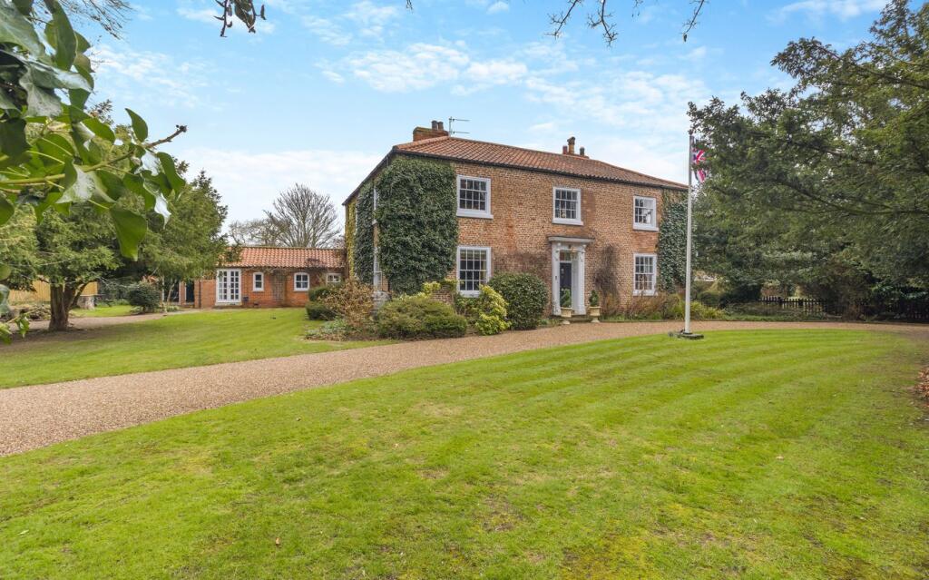 Main image of property: Keelby Manor, Manor Street, Keelby, Grimsby, DN41