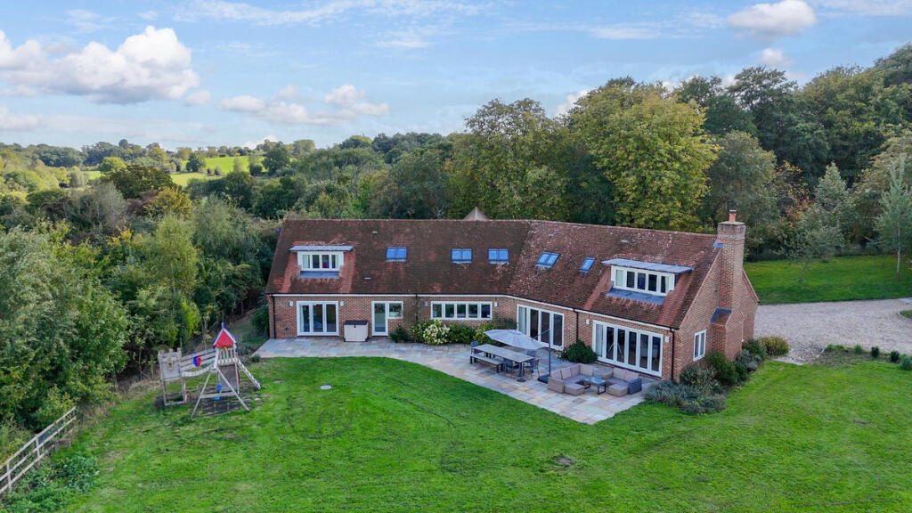 Main image of property: The Ridge, Cold Ash, RG18