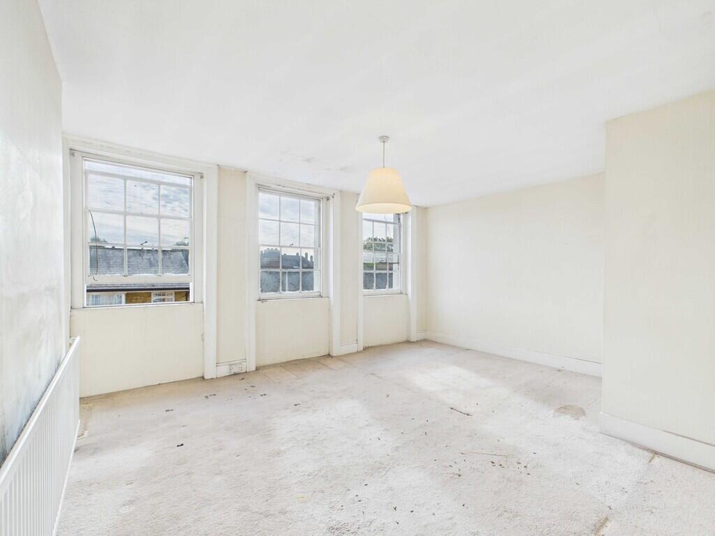 Apartment in London, Aylesbury Estate, Old Kent Road - View 2