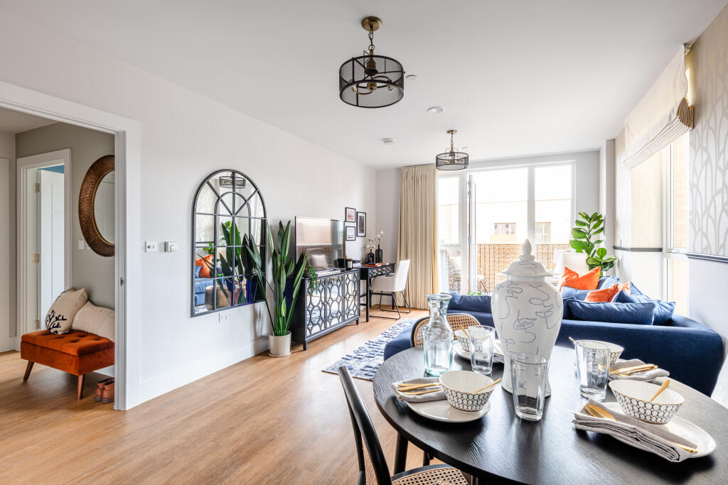Park Rise, Sunrise Avenue, Hornchurch, Havering photo 4