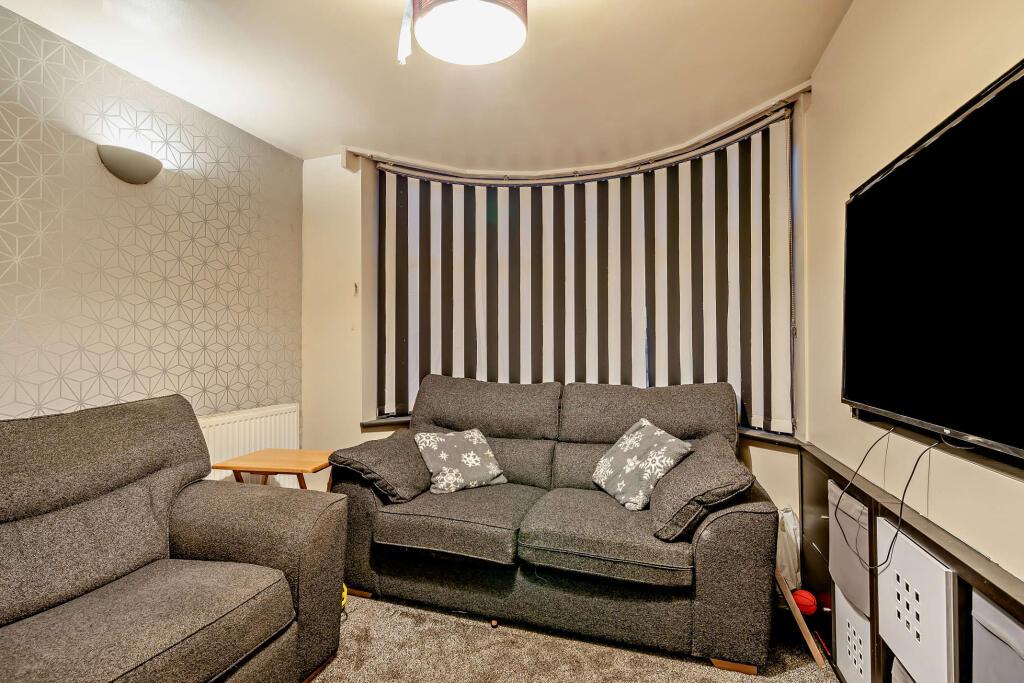 House in Coventry, Stonehouse Estate, Willenhall - View 4