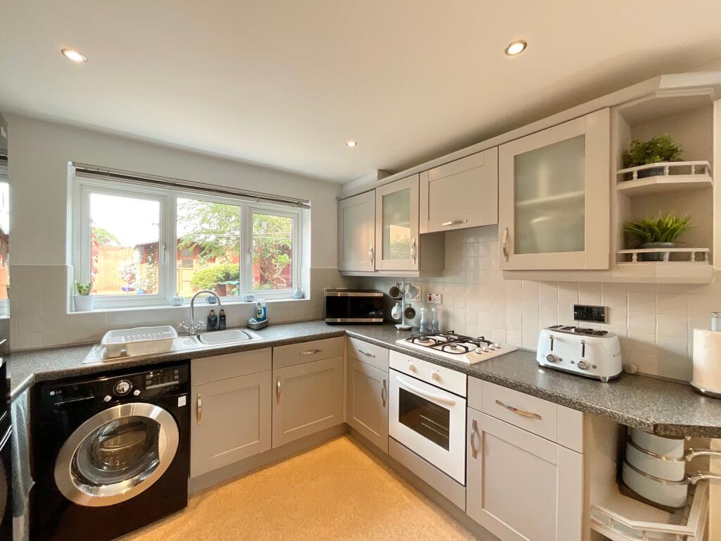 House in Crewe - View 2