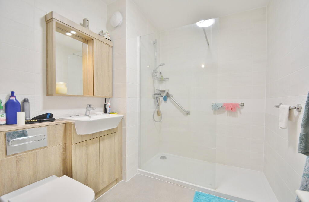 Apartment in South Oxfordshire, Thame - View 4