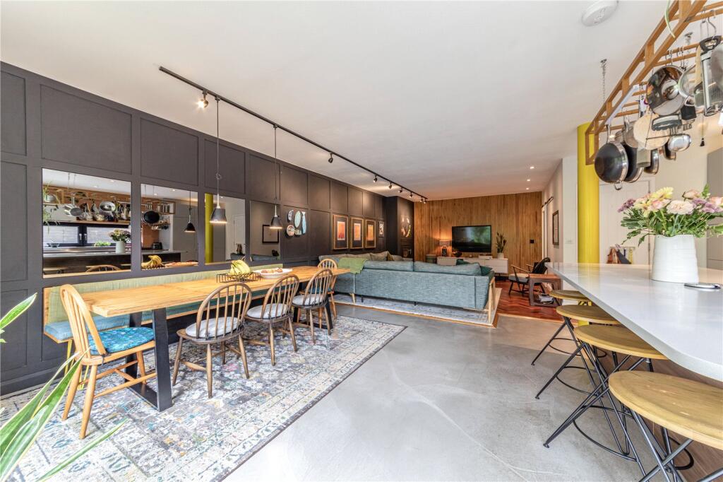 House in Kingston upon Thames - View 4