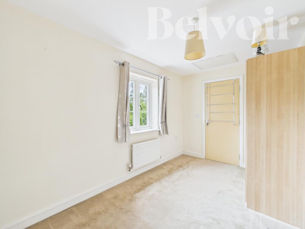House in Basingstoke and Deane, Basingstoke - More