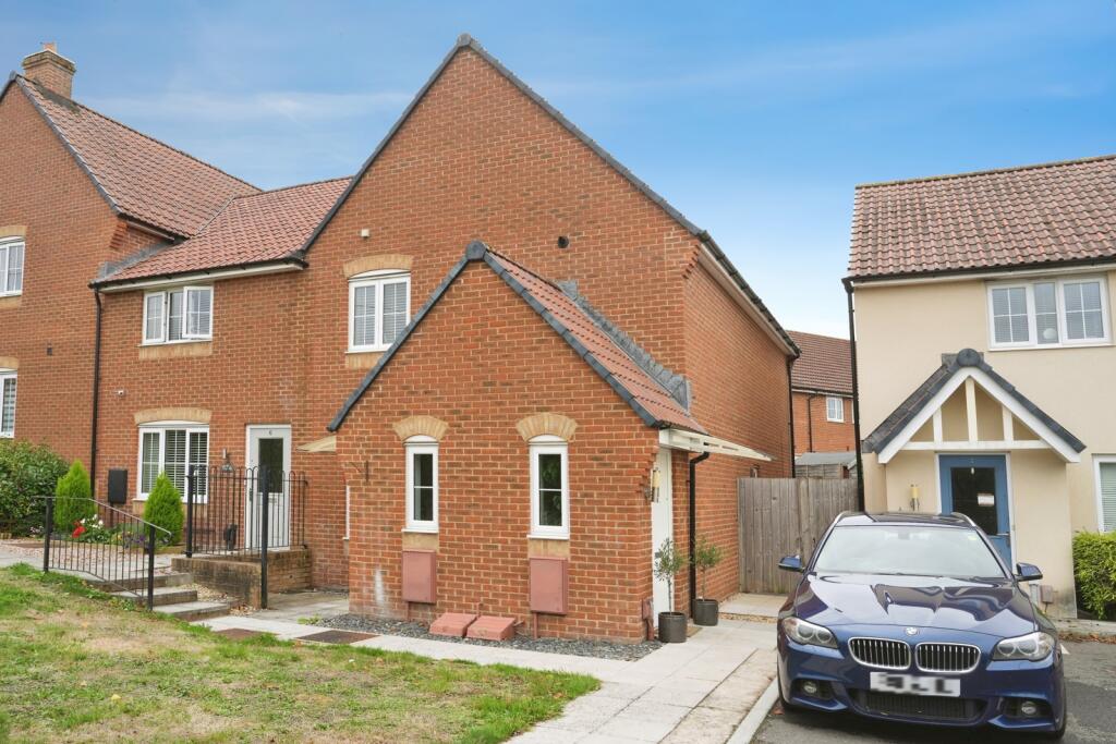 Main image of property: Corn Rows, Thornbury, Bristol, Gloucestershire, BS35