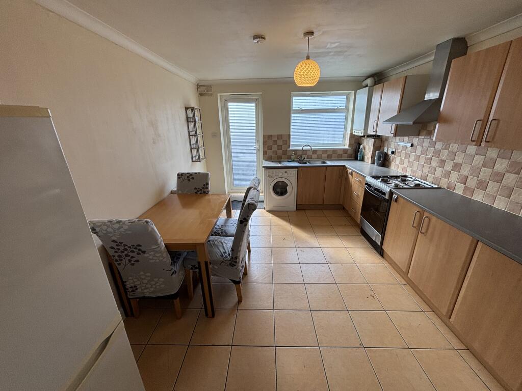 Main image of property: Dawson Close, Hayes, Hayes, UB3 2RH
