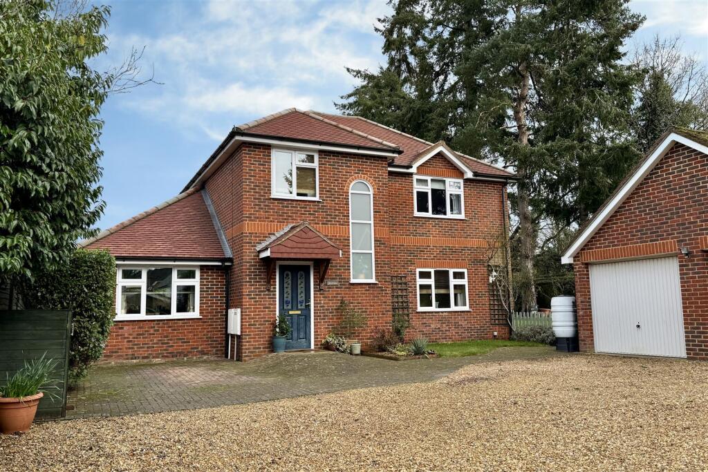 4-bed detached on Milford, £735,000