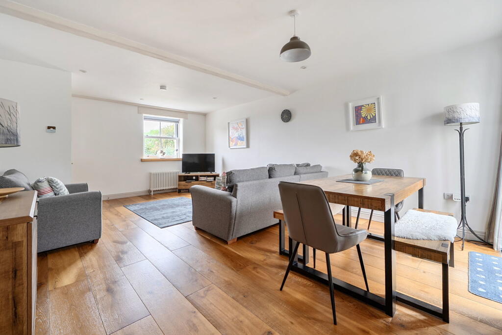 House in Truro - View 5
