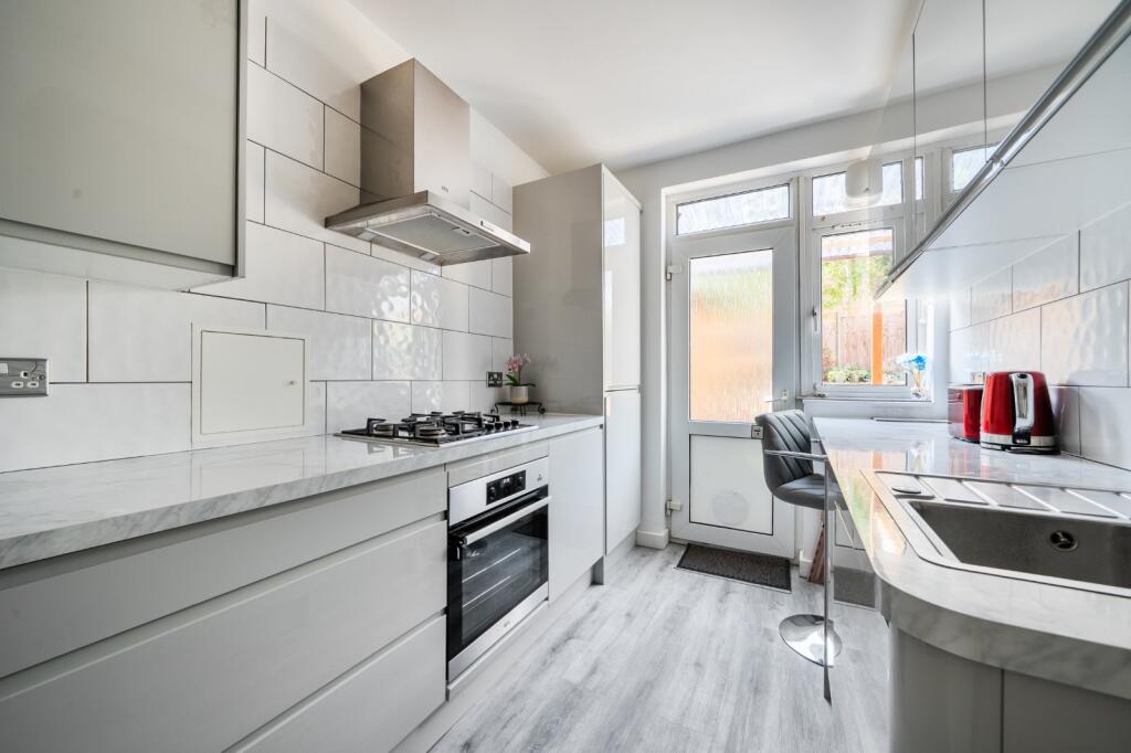 Apartment in London - View 4