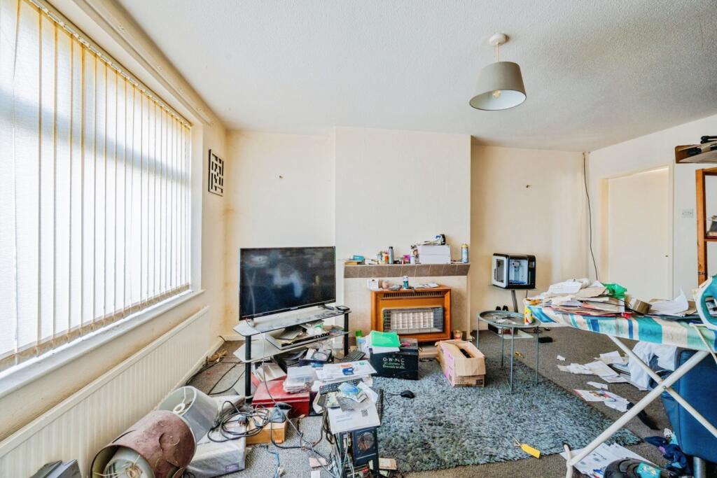 Newcombe Road, Bury, Lancashire photo 3