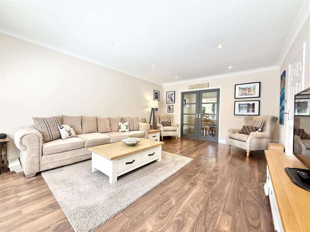 Ongar Road, Writtle, Chelmsford photo 2