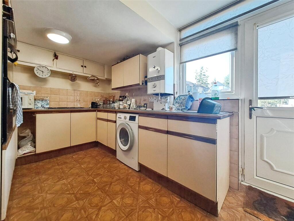 House in Canterbury - View 5