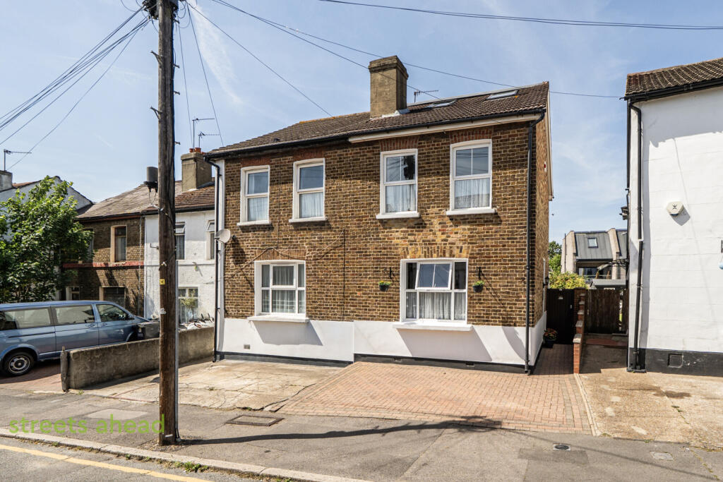 Main image of property: Bishops Road, Croydon, CR0