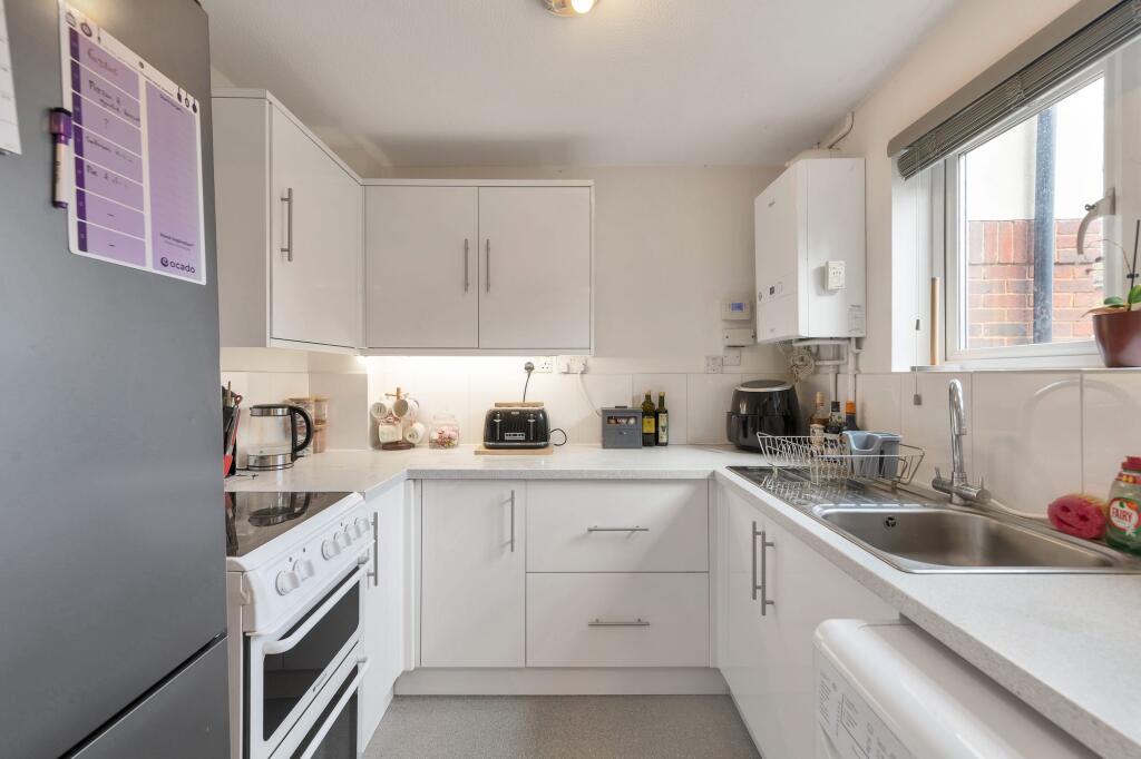 House in Stevenage - View 3