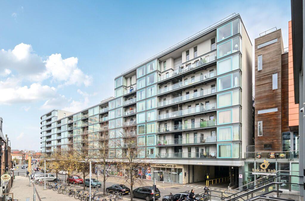 Main image of property: Signal Building, Station Approach, Hayes, UB3 4FG