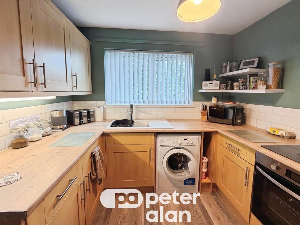 Apartment in Newport, Graig - View 3