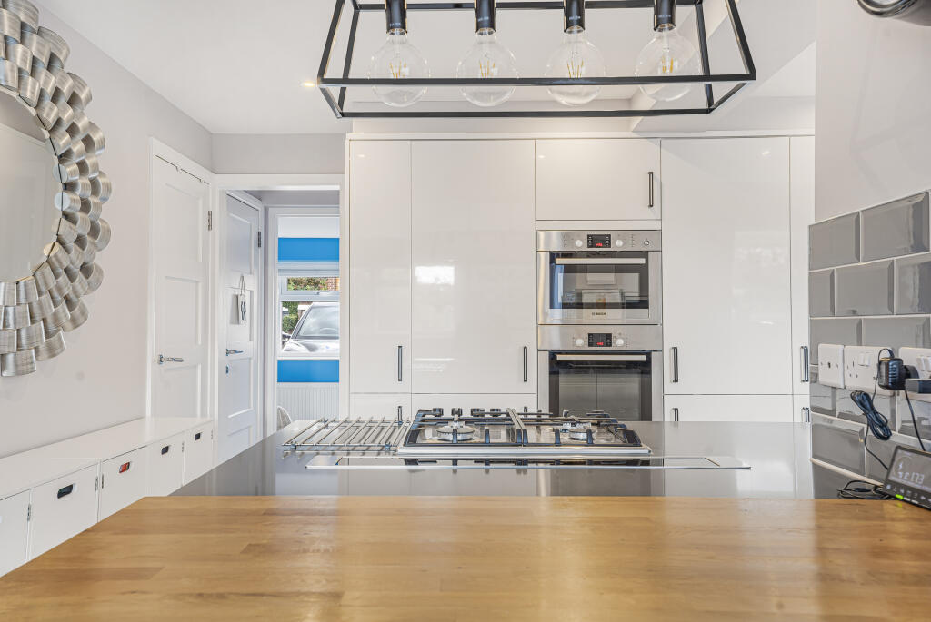 House in St Albans, London Colney - More
