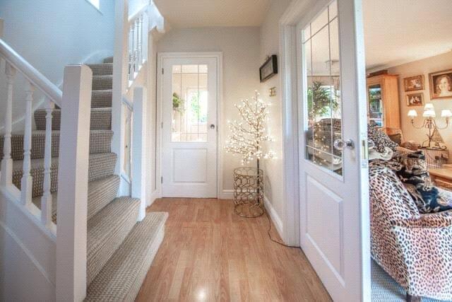 Brickle Lane, Bloxham, Banbury, Oxfordshire, OX15 - More