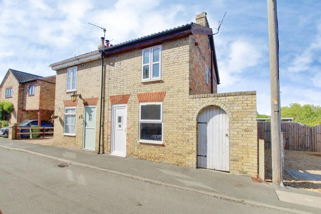 2-bed semi-detached on School Lane, Manea, £175,000