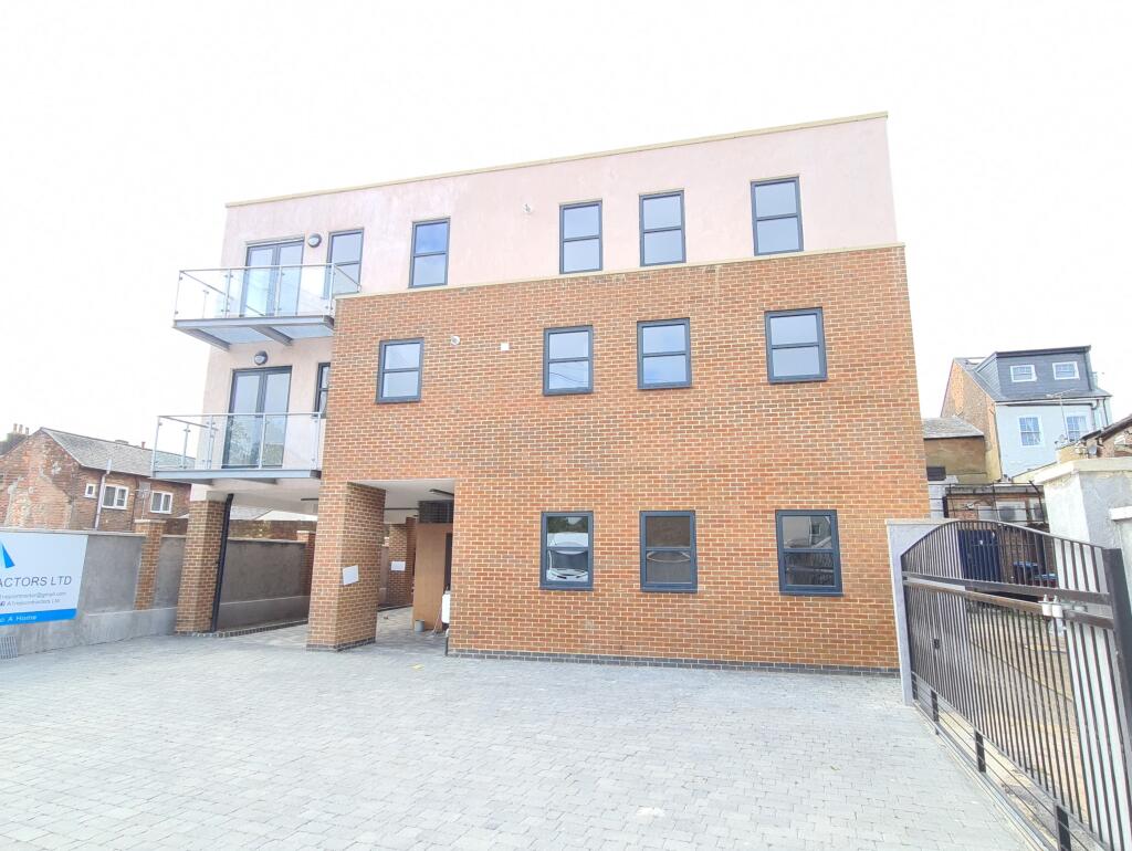 Main image of property: High Street South, Dunstable, LU6