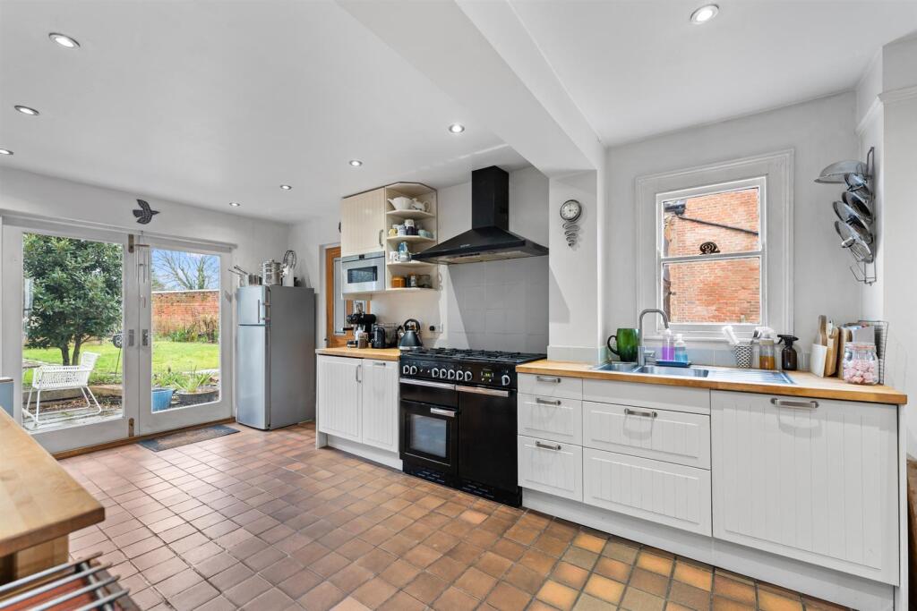 House in Rushcliffe, East Bridgford - View 4