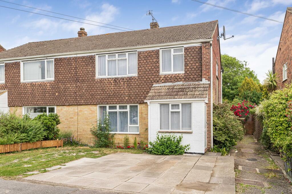 Main image of property: Manor Road, Alton, Hampshire