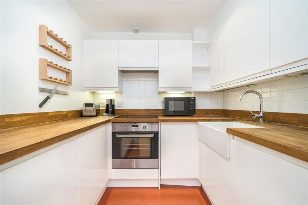 Apartment in London - View 3