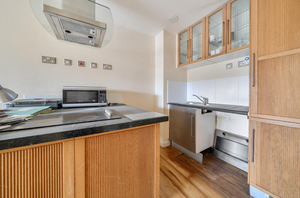 Apartment in Ipswich - View 5