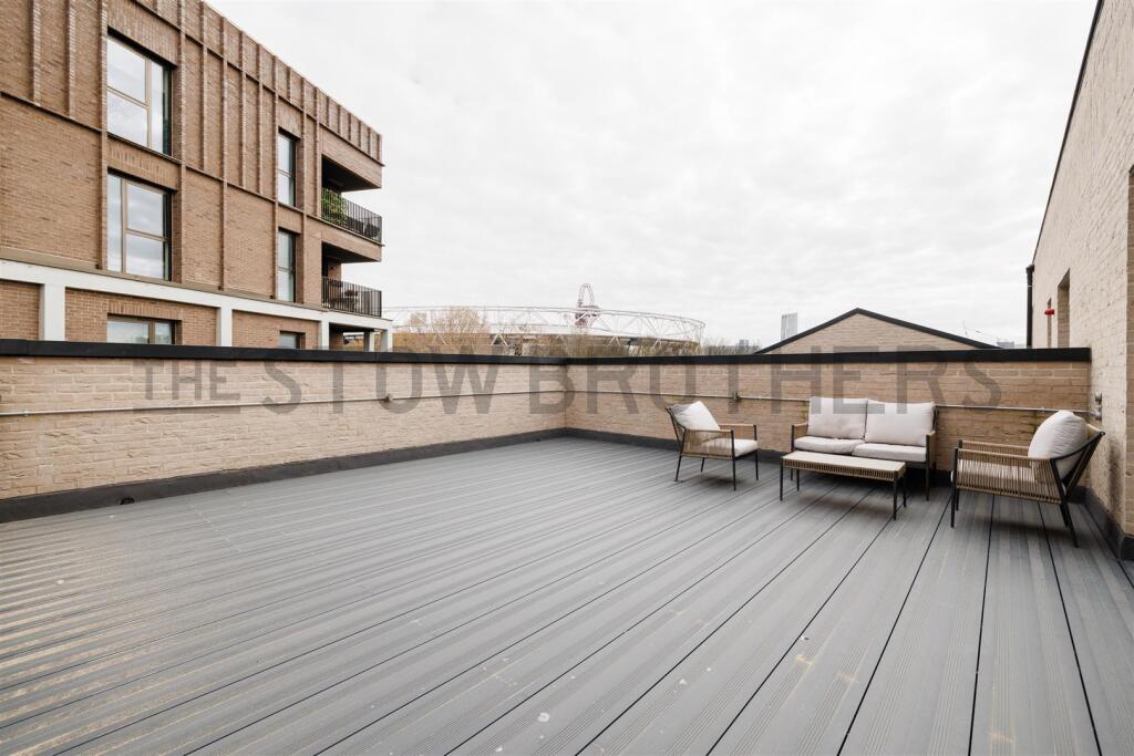 2 bedroom penthouse for rent