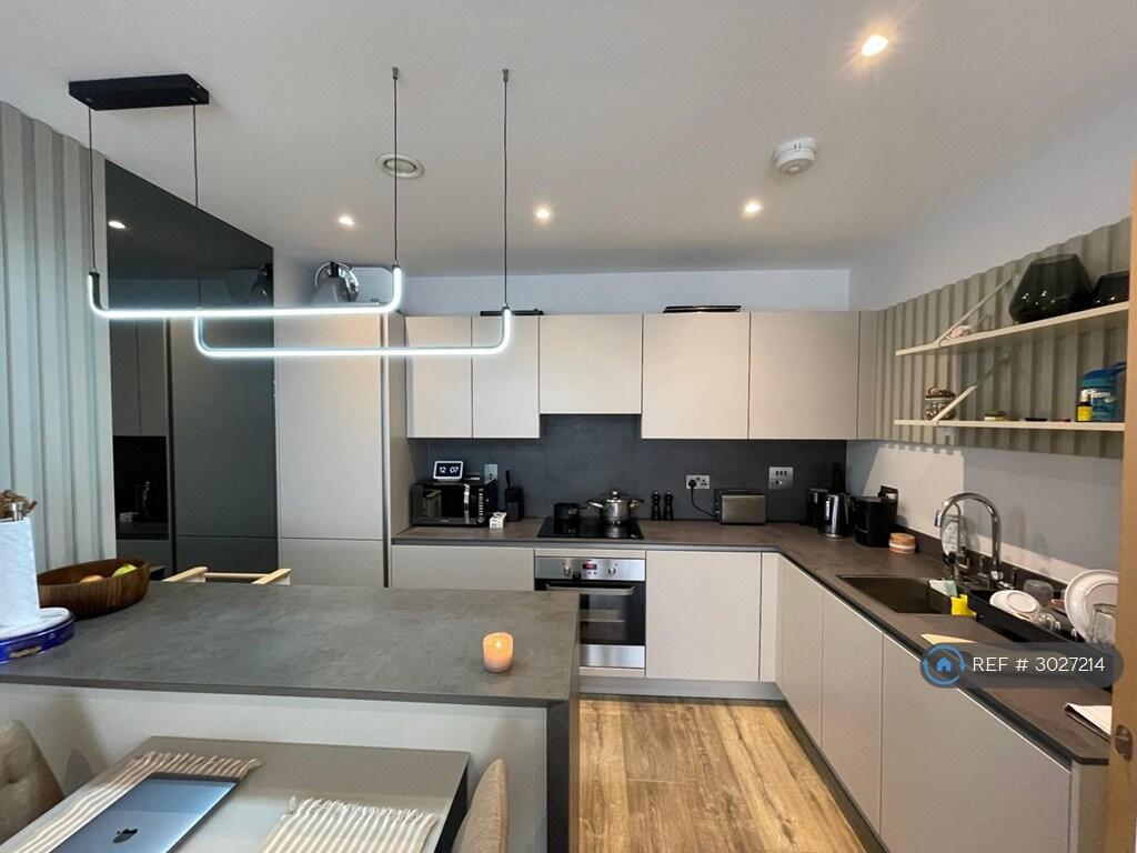 Apartment in London - View 4