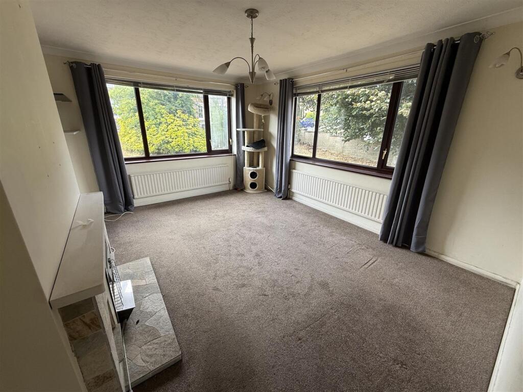 House in Ripley - View 3