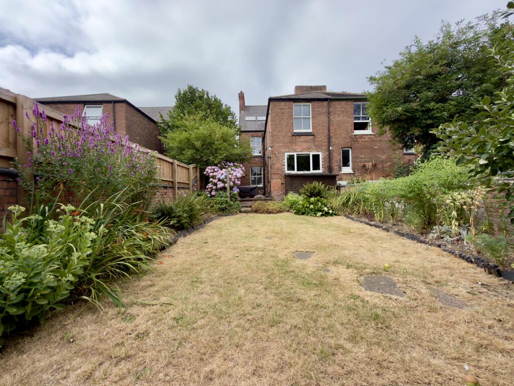 House in Nottingham, Beeston - View 3