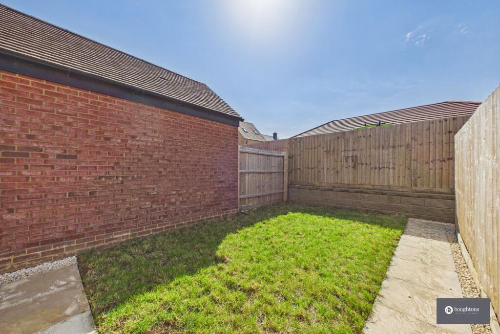 Yeoman Road, Towcester, NN12 - View 4