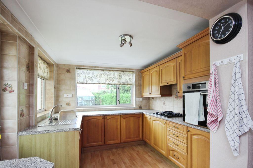 House in Doncaster - View 4