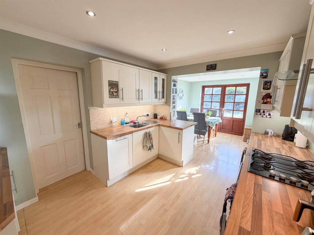 House in Llandudno - View 2
