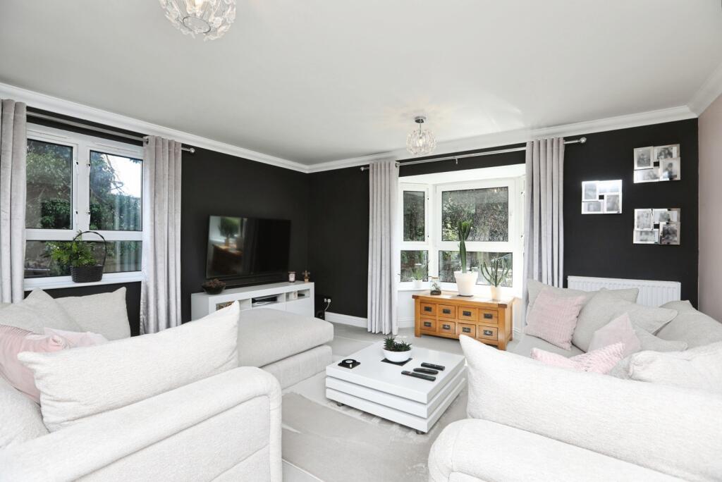 Main image of property: London Road, Maidstone, Kent, ME16