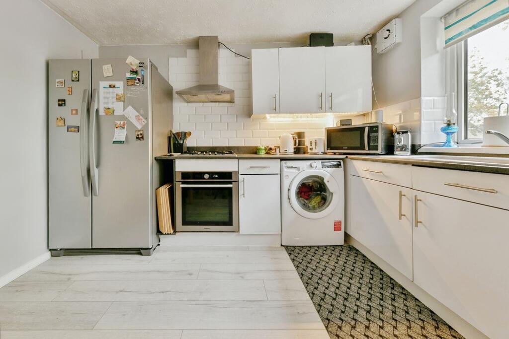 House in Stevenage - More